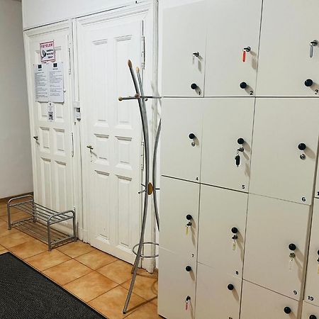Ejjeli Majom Hostel Budapest Bagian luar foto